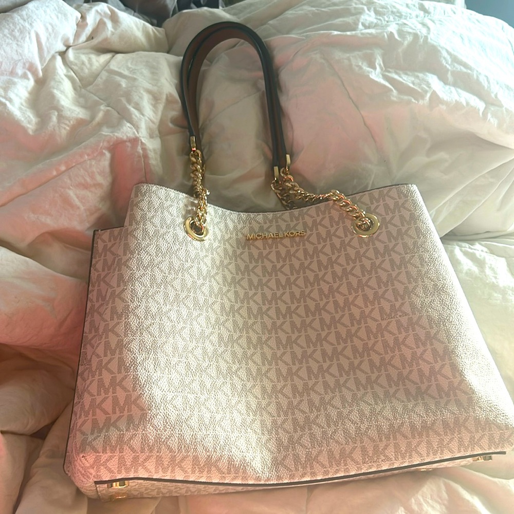 NWT Michael Kors Teagan Purse - cream with camel and gold embellishments